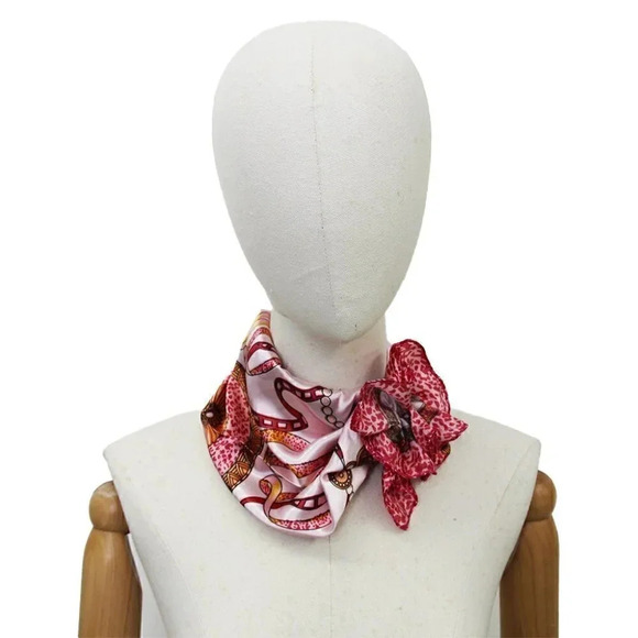 NEW Women's Chic Pink Ribbons Pearls and Gold Scarf - Picture 2 of 5